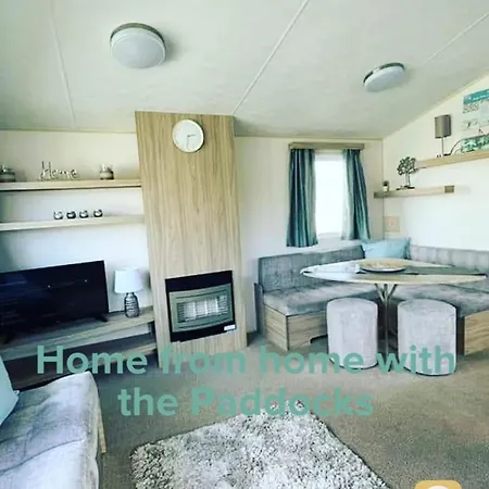 Robin Hood Caravan Park North Wales Free Wi-Fi And Smart Tvs Passes Not Included Rhyl Exterior photo